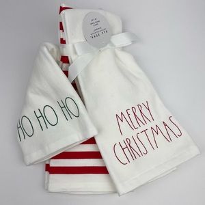 ⭐️FIRM PRICE⭐️ Rae Dunn Christmas Kitchen Towel Set 🎄 - 3 pc - NWT